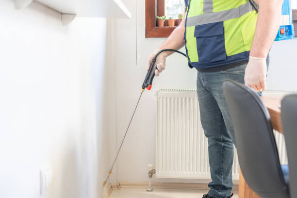 Best Pest Removal Services  in Falls City, OR